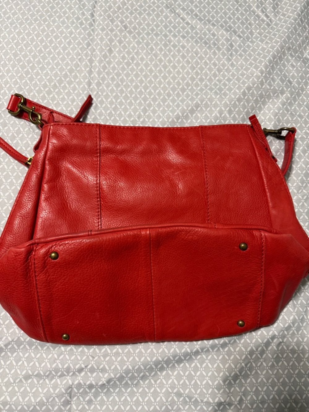 AMERICAN LEATHER CO Shoulder Bag - Sleek Everyday Carry - Picture 3 of 11